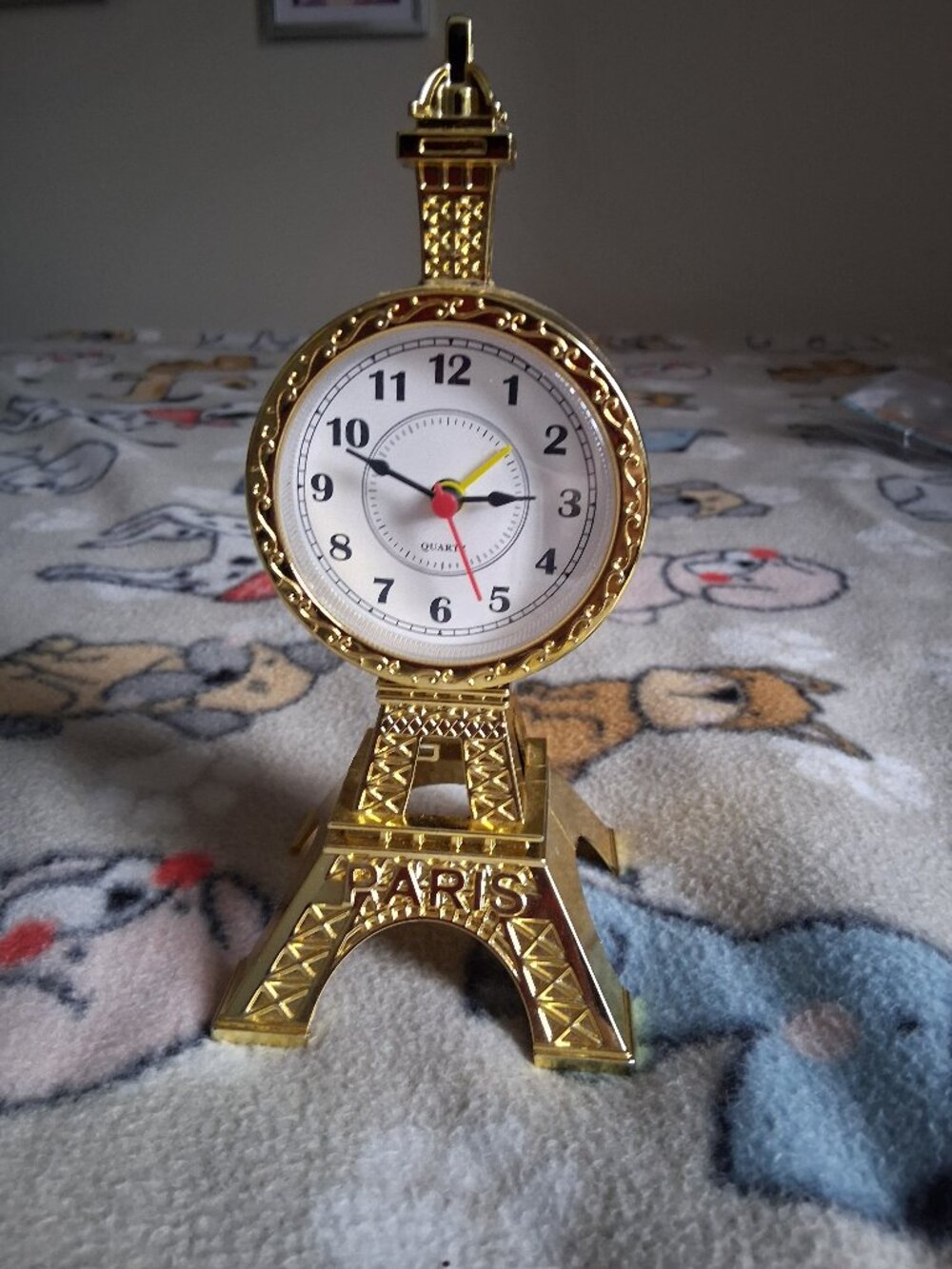 working small Paris desk/nightstand clock